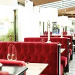 Ibis Etienne - La Terrasse