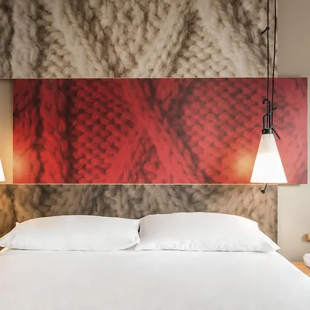 Hotell Ibis Etienne - La Terrasse Saint-Priest-en-Jarez