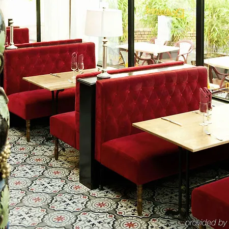 Ibis Etienne - La Terrasse 3* Сен-Прьест-ан-Жаре