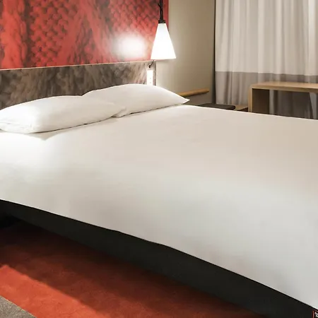 Ibis étienne - La Terrasse 3*
