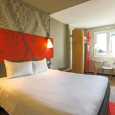 Ibis Etienne - La Terrasse 3*