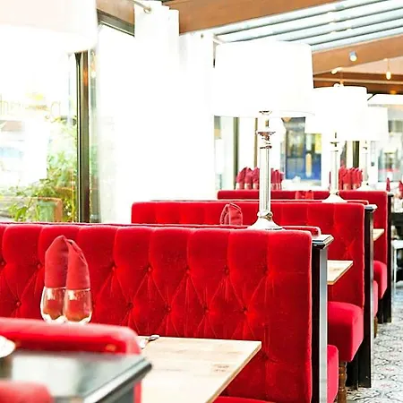 Ibis étienne - La Terrasse 3*