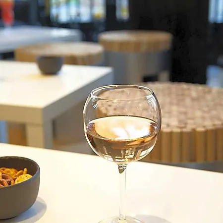 Ibis Etienne - La Terrasse 3*